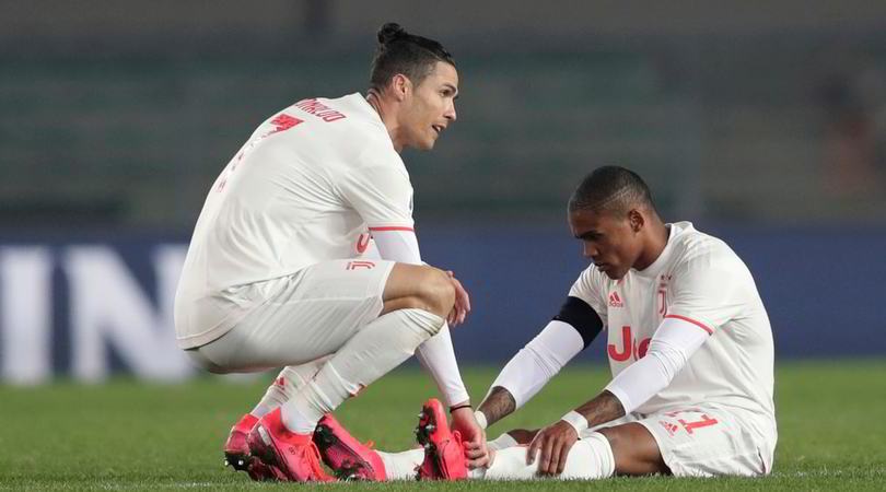 Douglas Costa, fiato sospeso: la Champions League resta a rischio