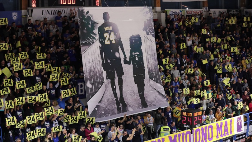 Milano, alle Final Eight in viola per Kobe Bryant