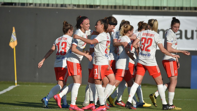Coronavirus: rinviata Milan-Fiorentina, la Juve resta a +9