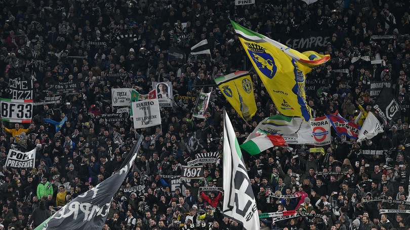 Juve-Milan, Burioni: "Giocare a porte aperte è pura follia"