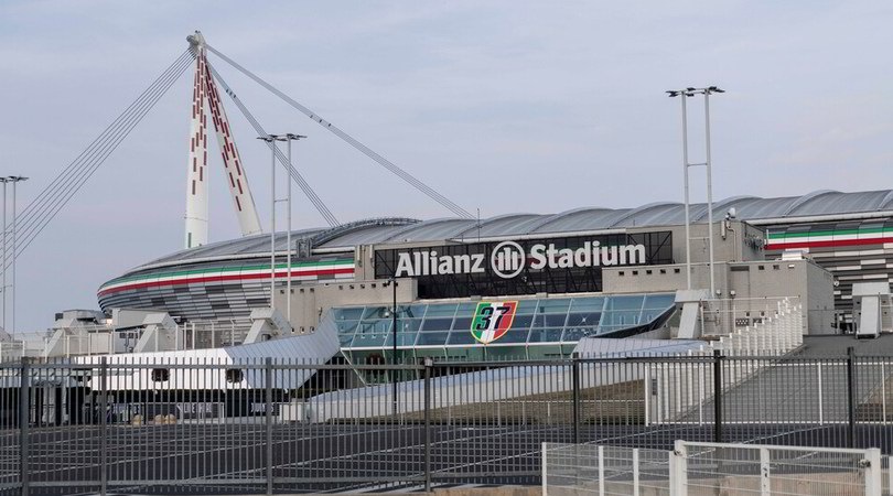 Juve-Milan rinviata, tre tonnellate di cibo per lo Stadium in beneficenza