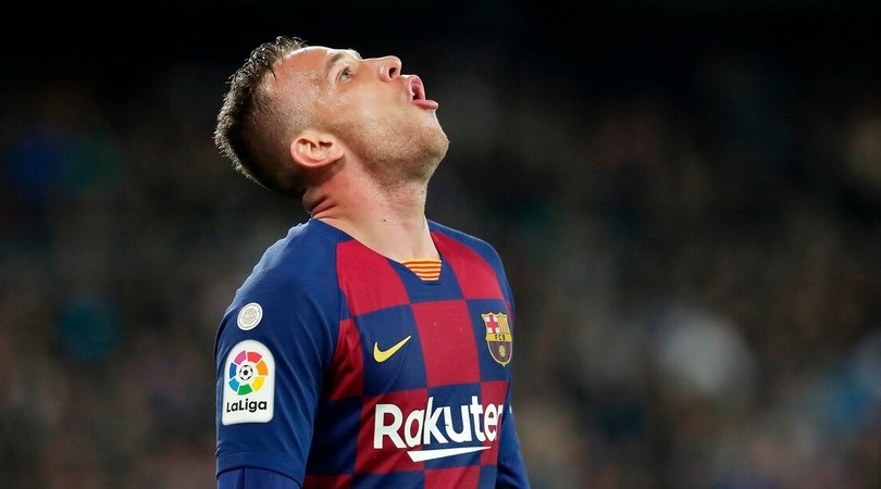 Napoli, altro problema per il Barcellona: Arthur ko