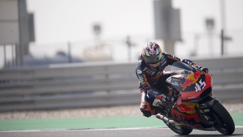 Moto2, Qatar: Nagashima 1°, podio per Baldassarri e Bastianini
