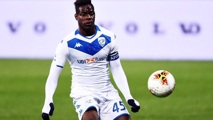 Balotelli attacca la Juve: "Per fermare la Serie A doveva tornare prima!"