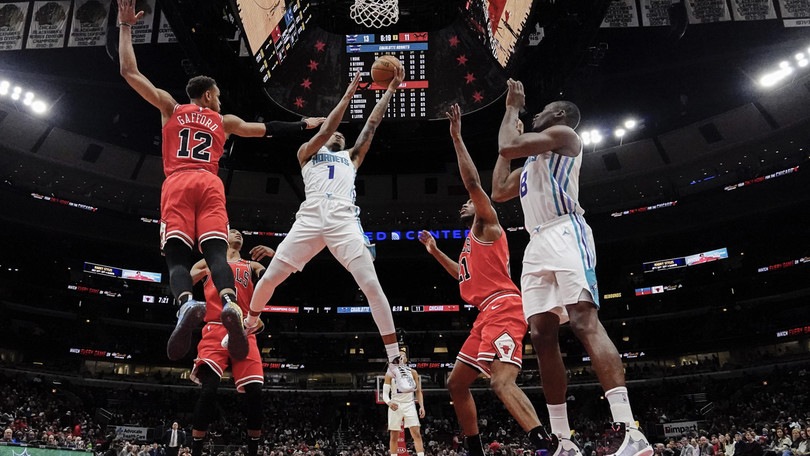 Nba, 16 giocatori positivi al Coronavirus
