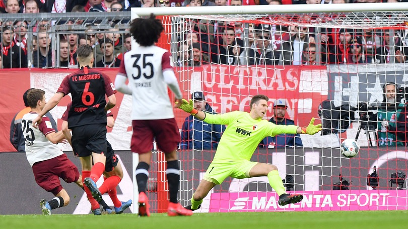 Bild: "Il piano della Bundesliga per giocare: 239 persone per ogni match"