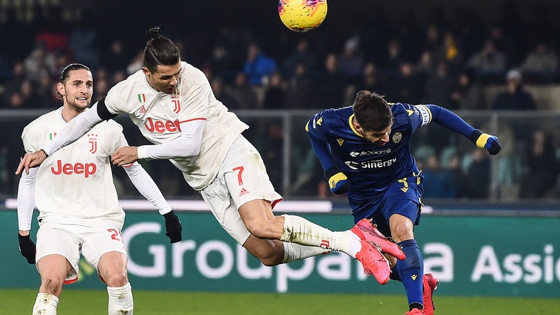 Veloso: "La vittoria con la Juve? Bello veder perdere Ronaldo"