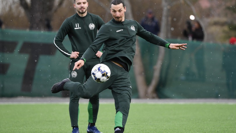 Ibrahimovic, l'allenamento in Svezia diventa uno show in diretta