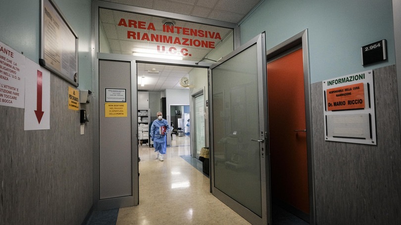 Coronavirus, ancora in calo il numero dei positivi. 2.622 guariti, 415 morti