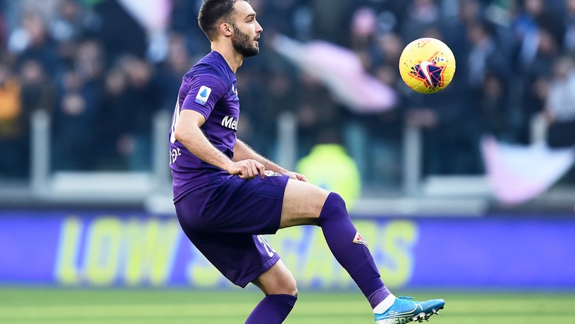 Fiorentina, Pezzella generoso: pacchi di cibo per 50 famiglie in difficoltà