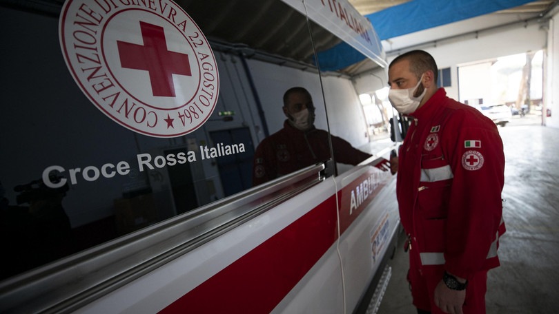 Coronavirus, l'Istat: "Incremento dei morti del 41% rispetto al 2019"