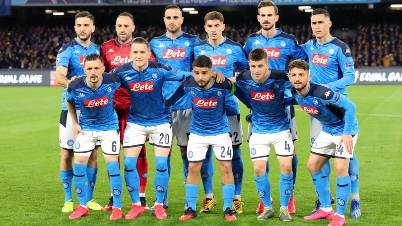 Napoli, calciatori tutti negativi al primo ciclo di tamponi per il Coronavirus