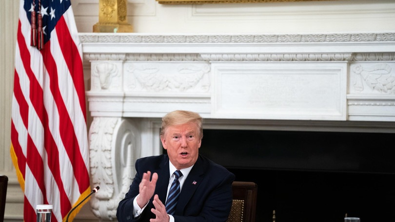 Coronavirus, Trump: "Il virus andrà via senza vaccino"