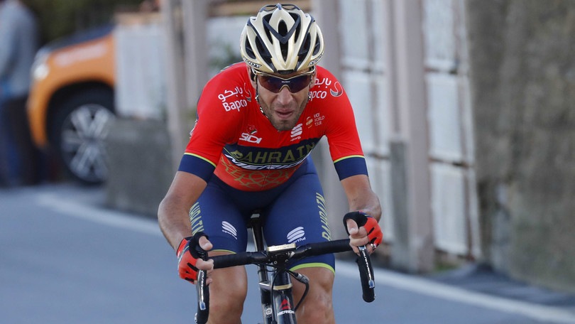 Ciclismo, Bettini: "Nuovo calendario? È assurdo, non c'è coerenza