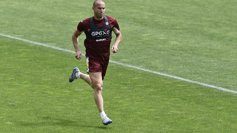 Torino, De Silvestri rinnova la corsa