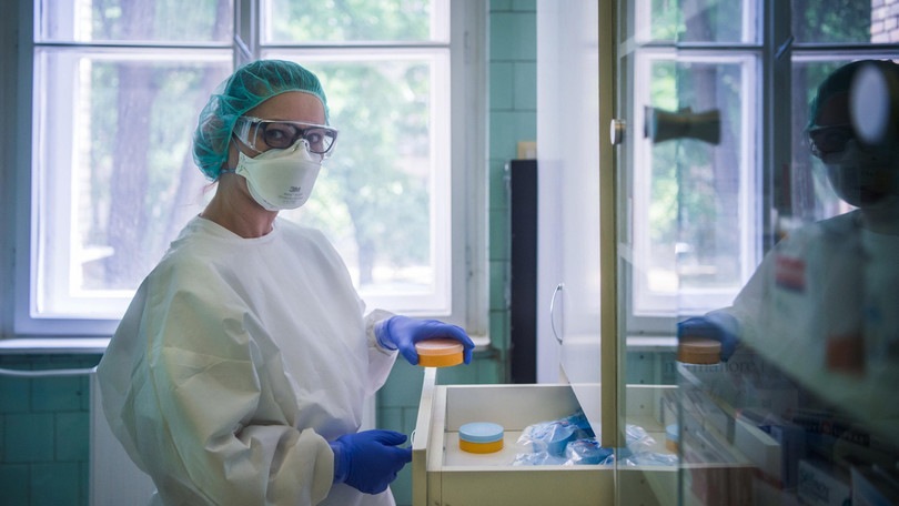 Coronavirus, in Inghilterra: “Ecco chi è più a rischio”