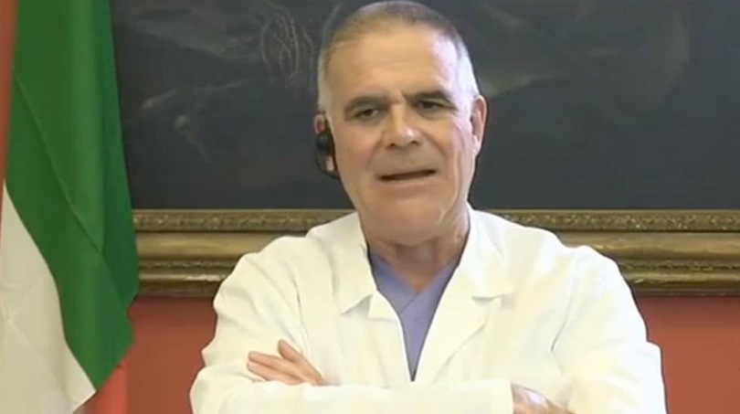 Coronavirus, Zangrillo: "Seconda ondata? Ora non ha senso". E su Berlusconi in Francia...