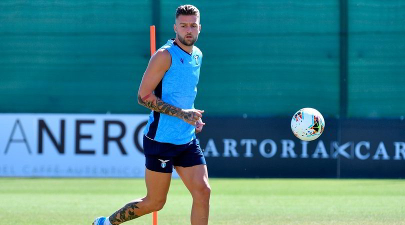 Lazio, è tornato Milinkovic: la botta al ginocchio è alle spalle