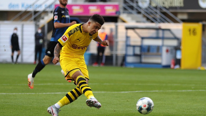 Borussia Dortmund, Zorc su Sancho: "Si fa notare sia in campo che fuori"