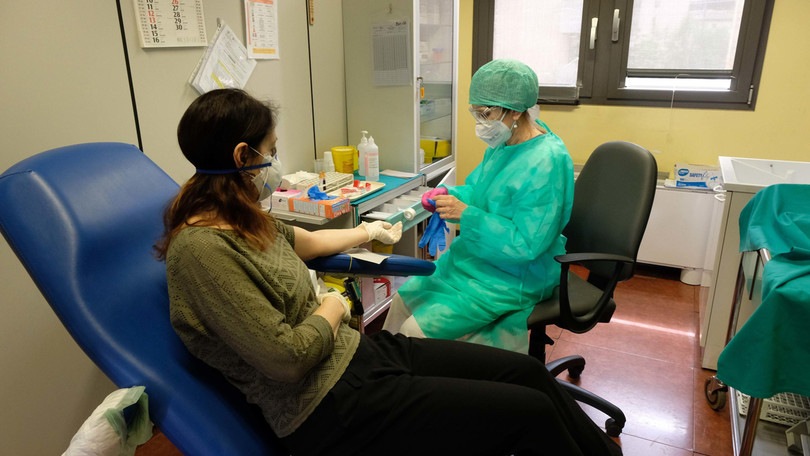 "Le mamme non trasmettono il Coronavirus con parto e allattamento"