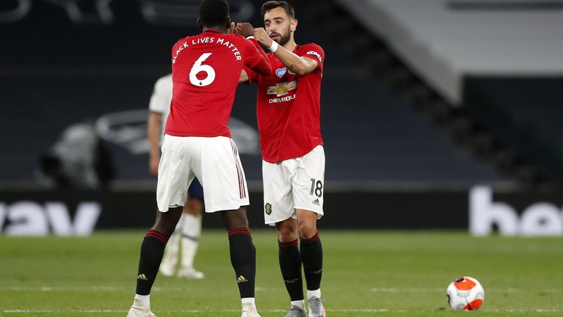 Pogba entra e cambia la partita: lo United riprende il Tottenham di Mourinho