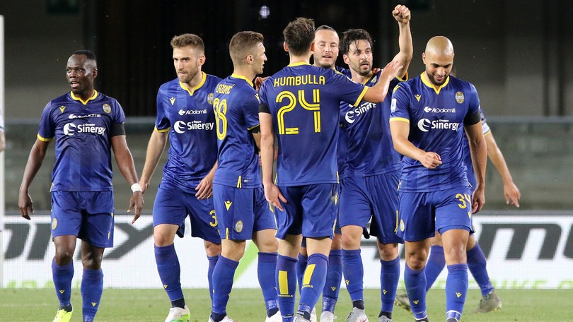 Verona-Cagliari 2-1: Di Carmine show, a Zenga non basta Simeone