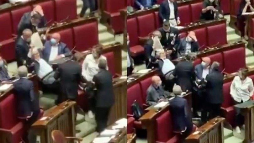 Sgarbi portato via di peso: caos alla Camera