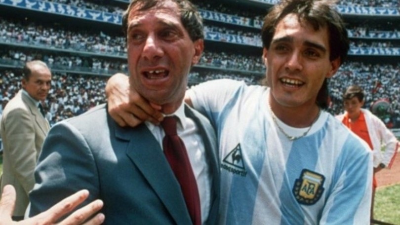 Argentina, Bilardo positivo al Coronavirus: è in buone condizioni