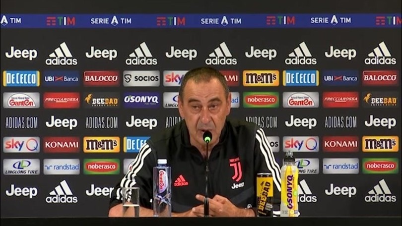 Sarri: "Higuain sta bene, ma ha un problema di minuti nelle gambe"