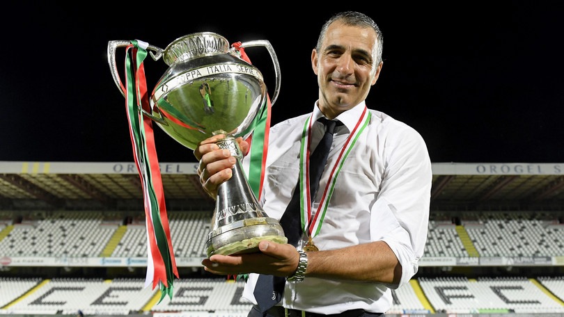 Juve U23, Benitez si congratula con Pecchia: "Orgoglioso di aver lavorato con te"