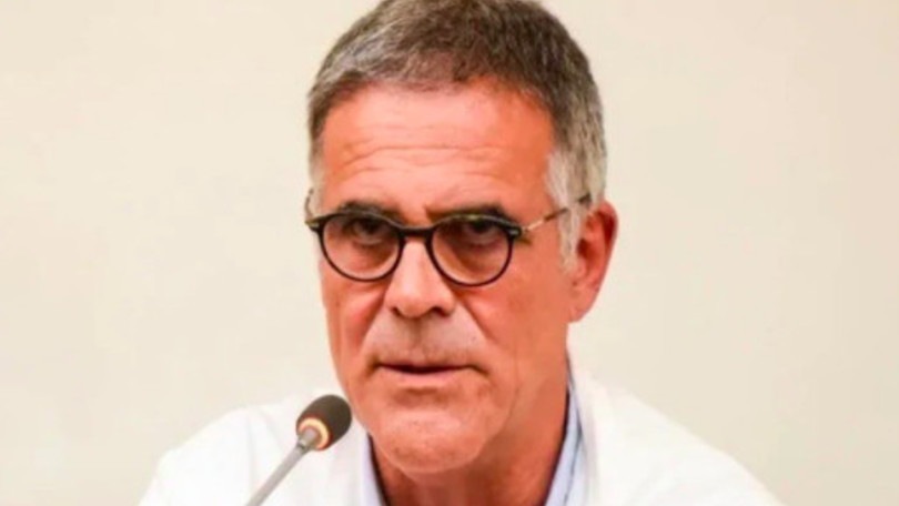 Zangrillo, attacco ai virologi star: "Siete topi di laboratorio!"