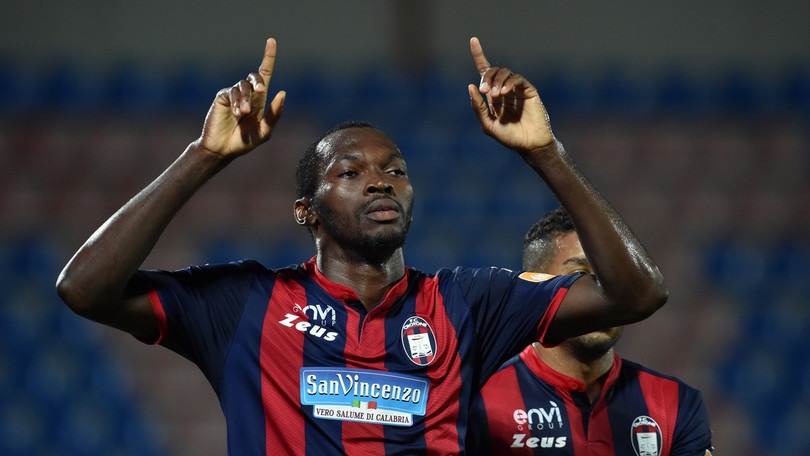 Lazio, per l'attacco piace Simy del Crotone