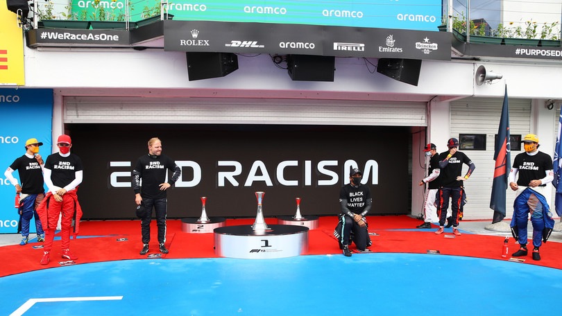 GP Ungheria Mercedes, Hamilton: "Sogno quando ci inginocchieremo tutti"
