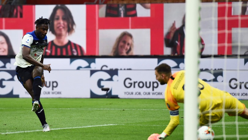 Milan-Atalanta 1-1: Zapata risponde a Calhanoglu. Gasp a -5 dalla Juve