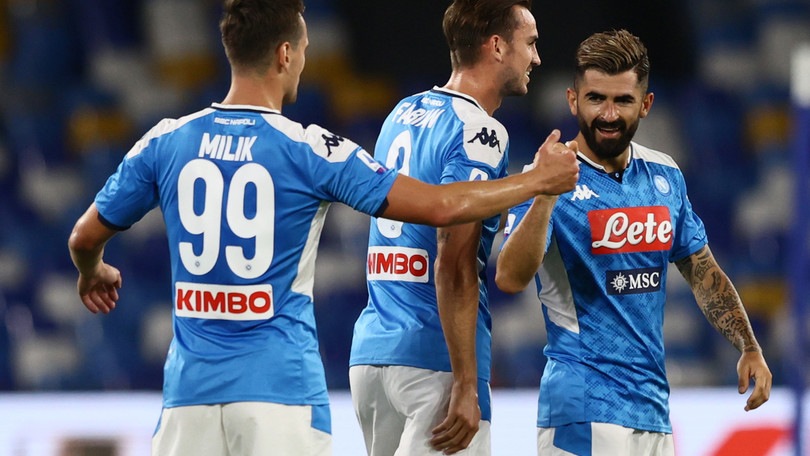 Napoli-Sassuolo 2-0: Hysaj e Allan in gol. Annullate quattro reti a De Zerbi