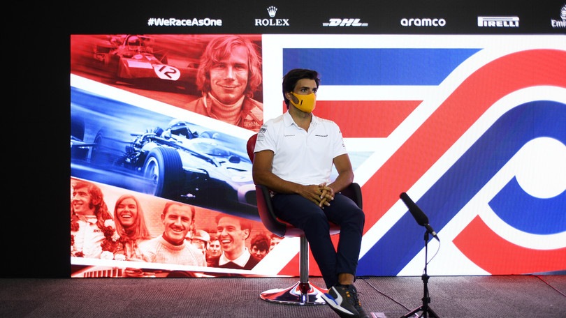 Gp Silverstone, Sainz: "Nel 2022 cambierà tutto: bisognerà cogliere l'occasione"