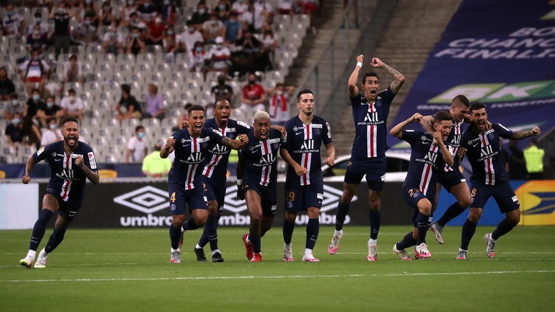 Lione ko ai rigori, Coppa di Lega al Psg. Garcia: "Ora la Juve"