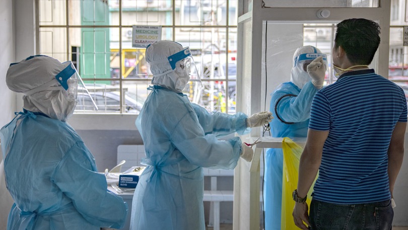 Coronavirus, i dati in Italia: calano i contagi e aumentano i morti