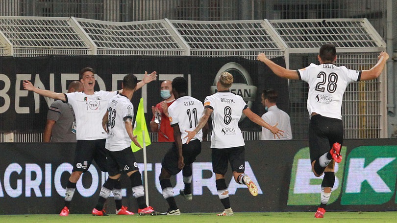 Spezia, è finale playoff: il 3-1 al Chievo cancella il ko dell'andata