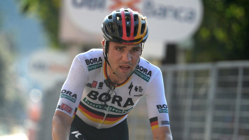 Ciclismo, l'Uci: "Indagheremo sulla caduta di Schachmann"