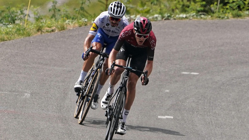 Ciclismo, il team Ineos esclude Froome e Thomas dalla corsa a tappe