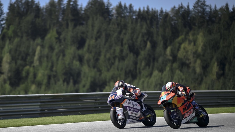 Moto2, Canet trova la pole al GP di Stiria: Bezzecchi quinto