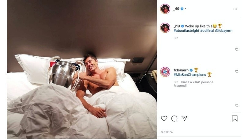 Bayern Monaco, Lewandowski a letto con la coppa della Champions League