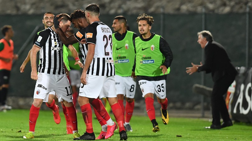 Ascoli, il baby Franzolini rinnova fino al 2023. Preso Sarzi Puttini dal Carpi