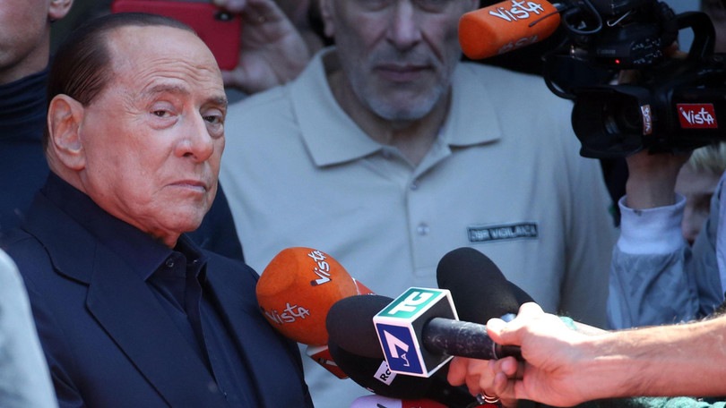 Berlusconi in ospedale, Zangrillo: "Non è intubato, sono ottimista"