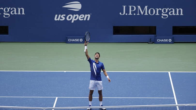 Us Open: Djokovic e Zverev agli ottavi, Tsitsipas cede a Coric