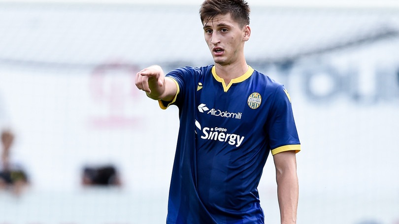 Kumbulla saluta il Verona dopo 12 anni: "Qui ho vissuto i momenti più belli"