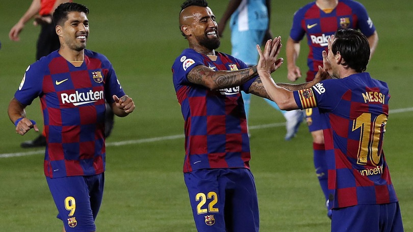 Barcellona, Suarez e Vidal non convocati per il Trofeo Gamper: c'è Pjanic