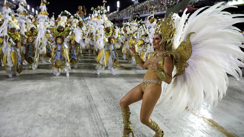 Coronavirus, Carnevale di Rio rinviato a tempo indefinito: prima volta in un secolo