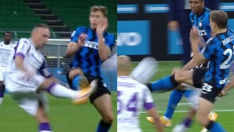 Inter-Fiorentina, brutto intervento di Barella su Ribery: la fotosequenza